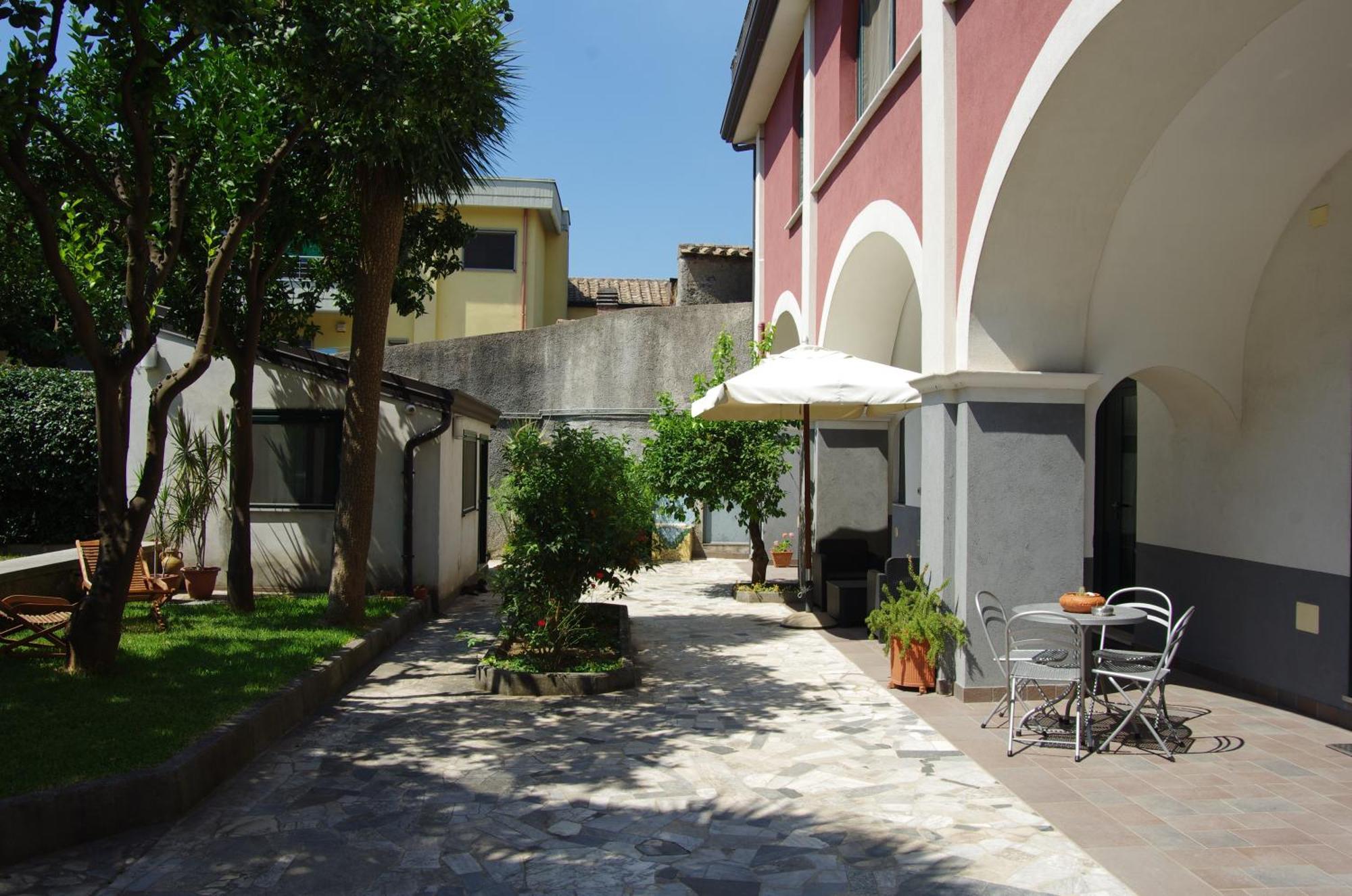 בארוניסי La Magnolia B&B מראה חיצוני תמונה