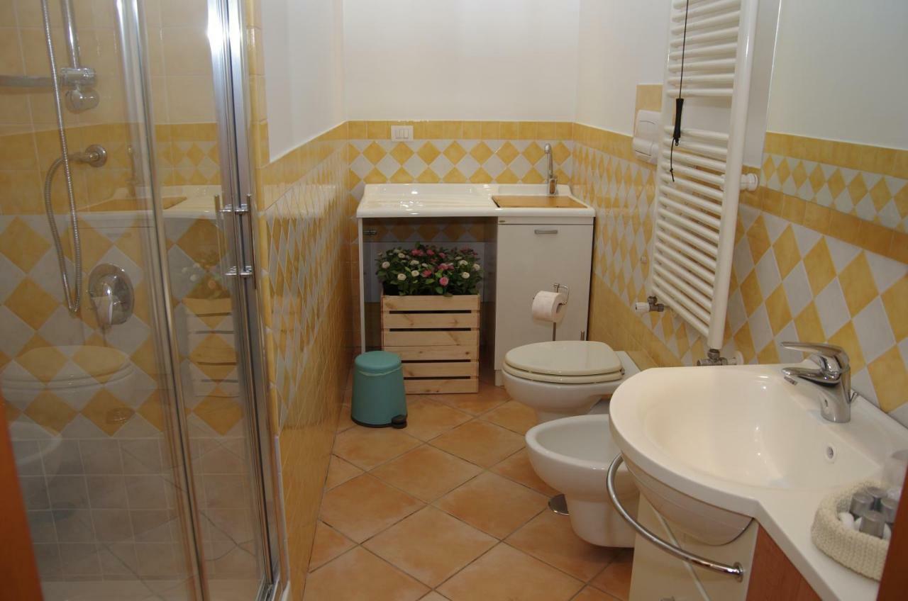 בארוניסי La Magnolia B&B מראה חיצוני תמונה